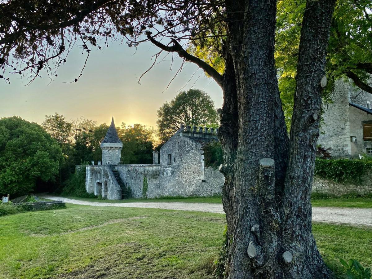Вілла Domaine De Migny Saint-Cyran-du-Jambot Екстер'єр фото